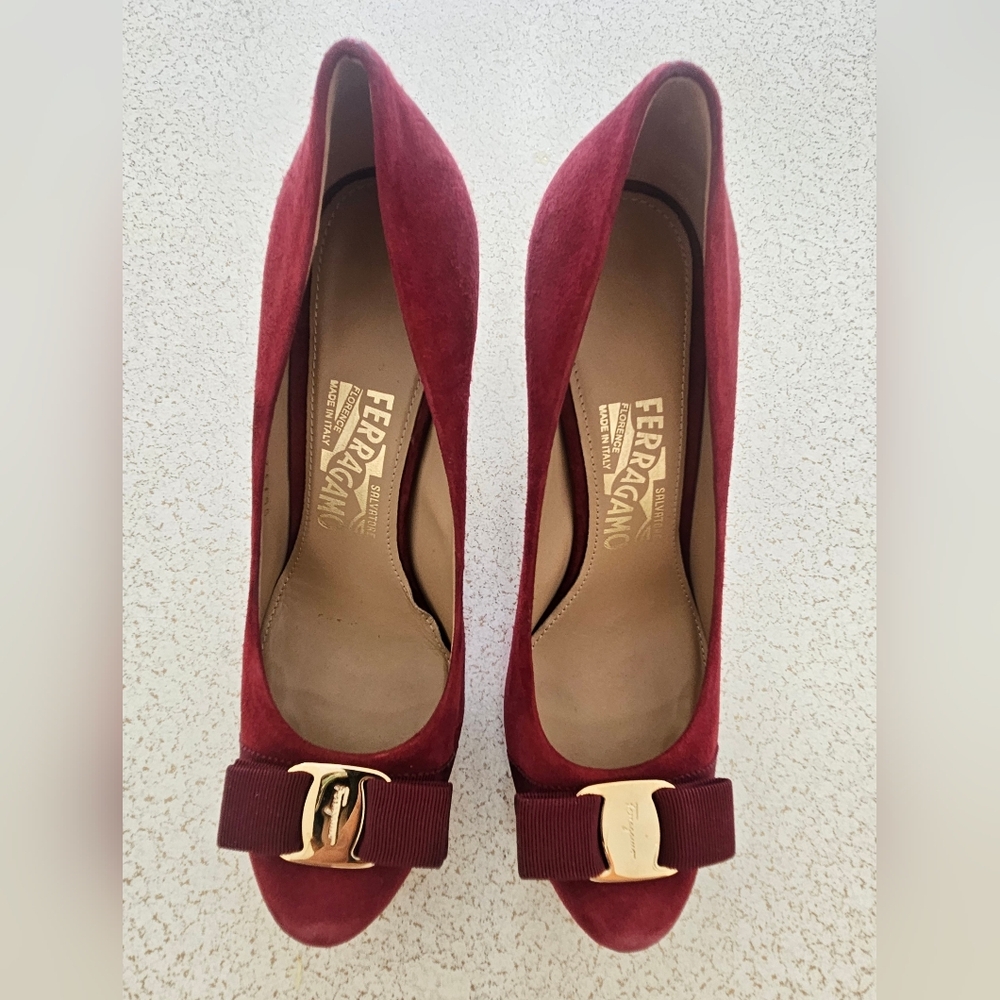 Salvatore Ferragamo Women's Red Suede Pumps